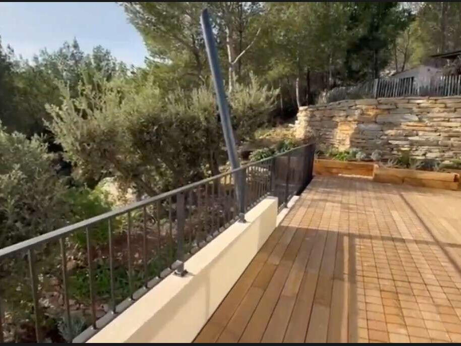 House Bandol