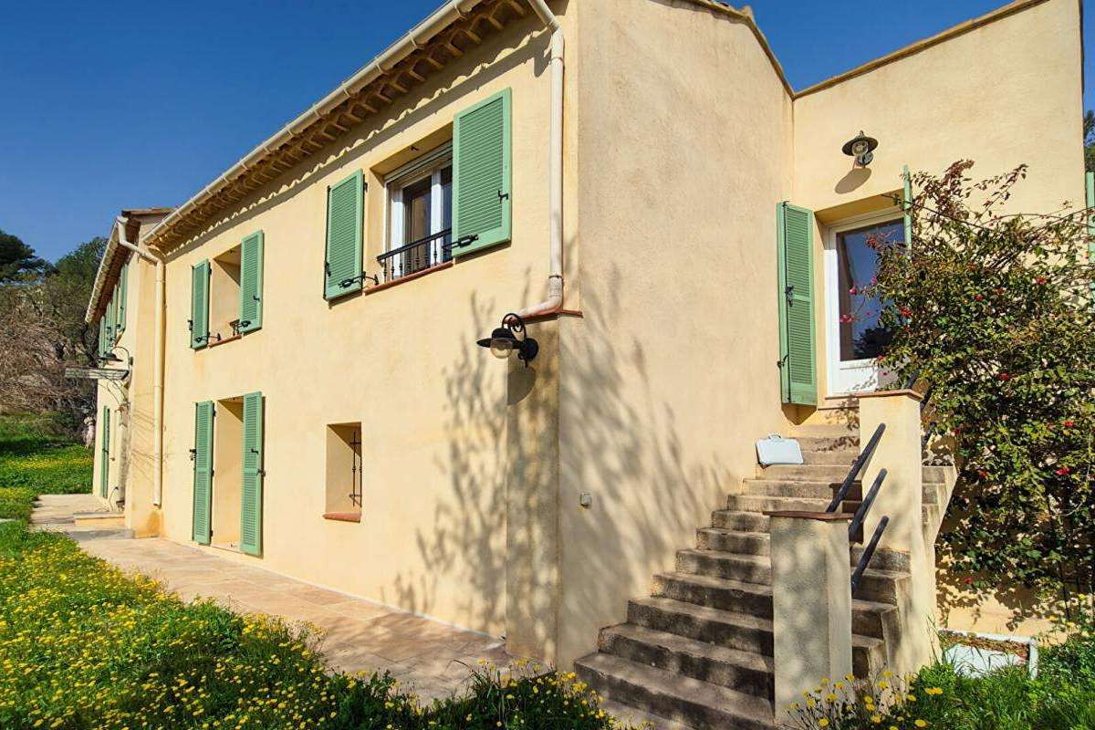 House Bandol