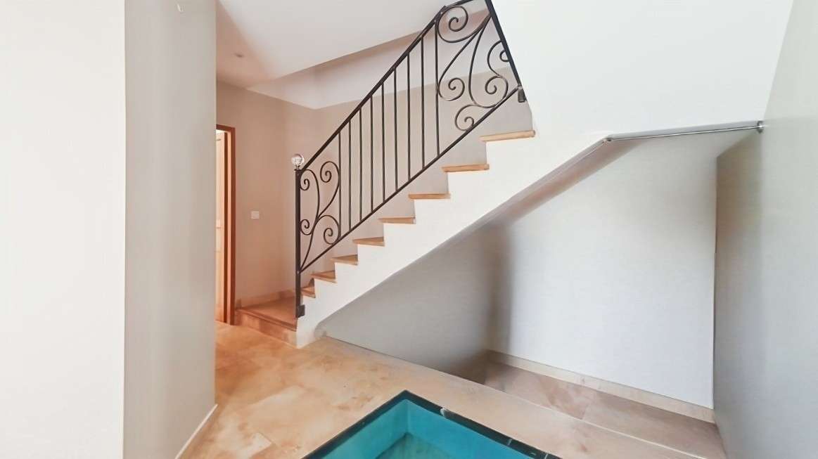 House Bandol