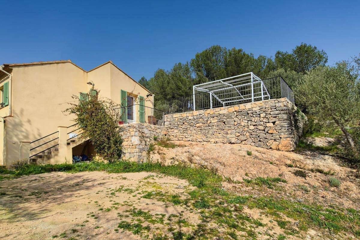 House Bandol