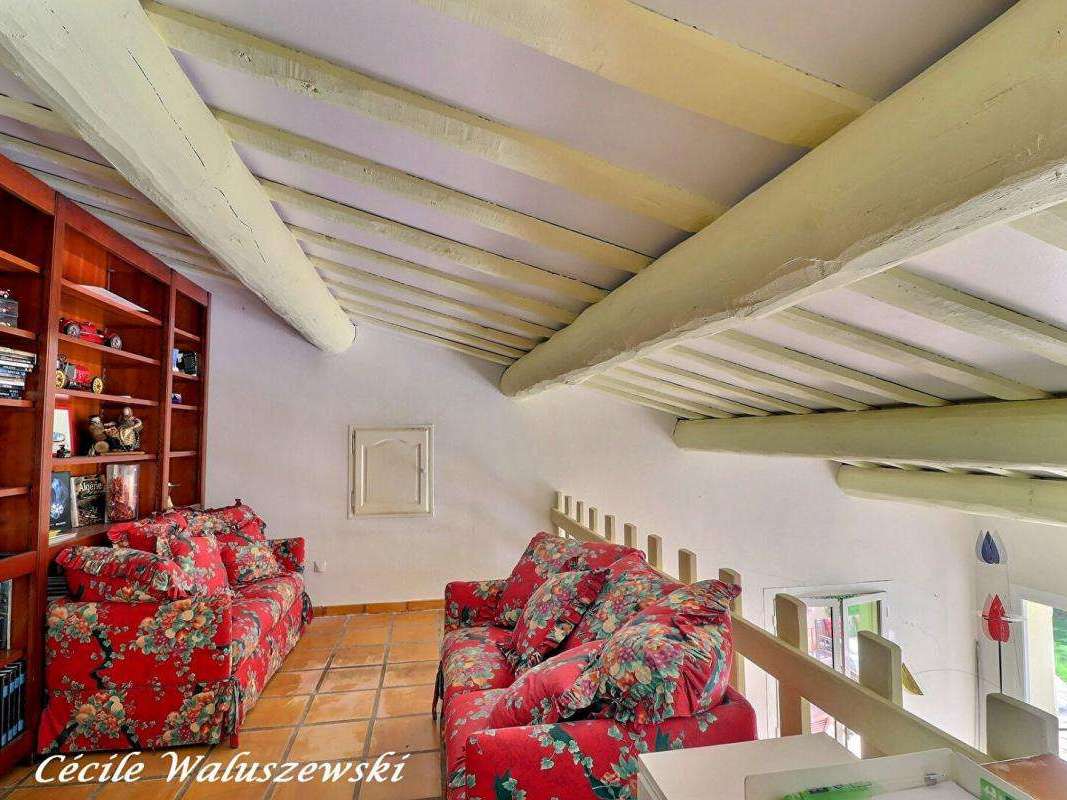 House Bandol