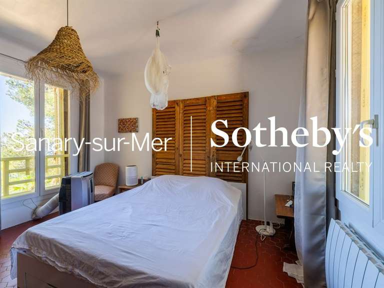 House Bandol - 5 bedrooms - 330m²