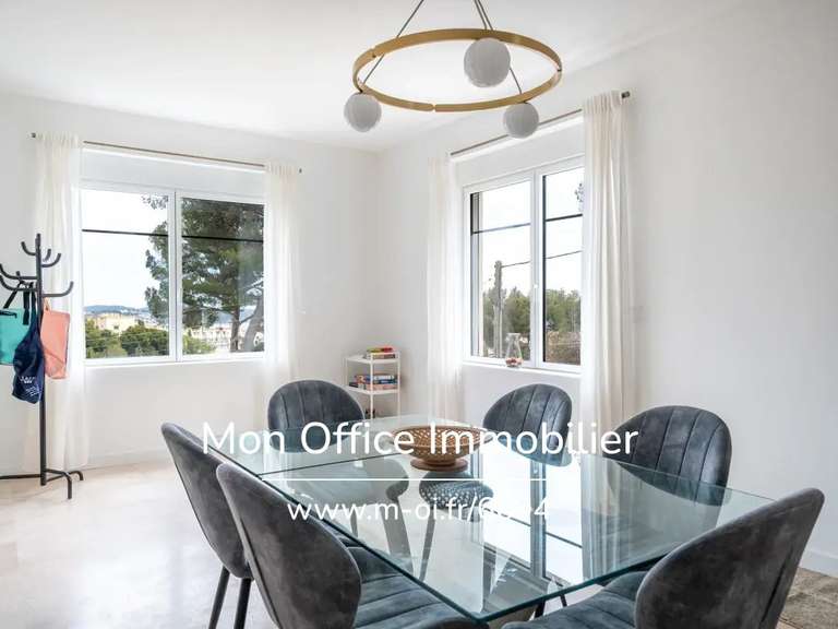 Villa avec Vue sur mer Bandol - 7 chambres - 245m²