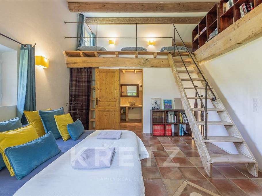 Maison Banon