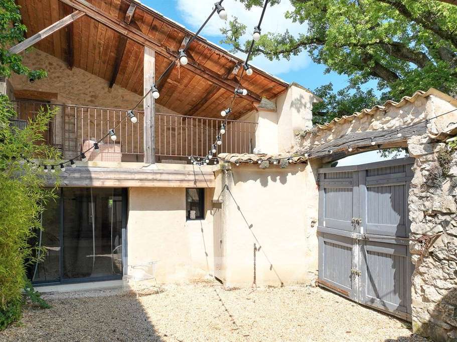 Maison Banon