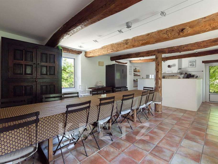 Maison Banon