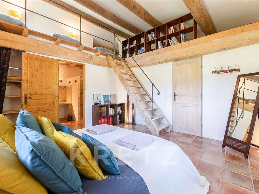 Maison Banon