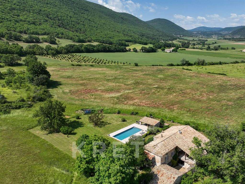 Maison Banon