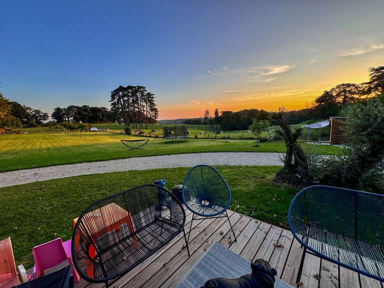 Maison Baraqueville - 4 chambres - 327m²