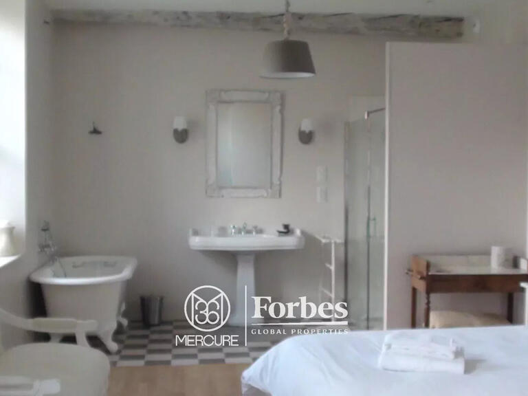 Propriété Barbaste - 9 chambres - 2114m²