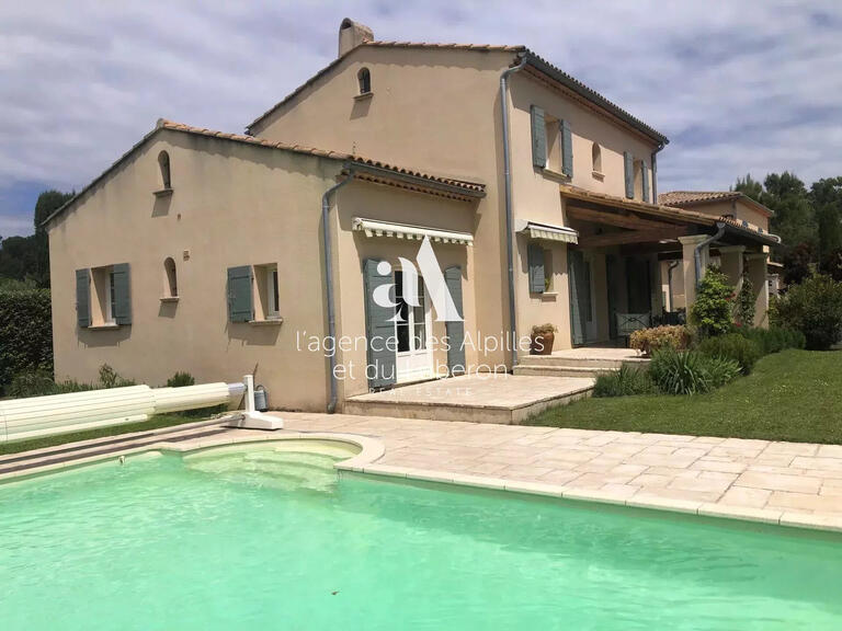 Maison Barbentane - 4 chambres - 146m²