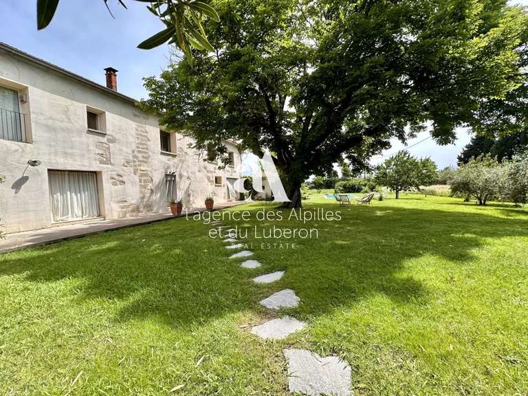 Maison Barbentane - 7 chambres - 317m²