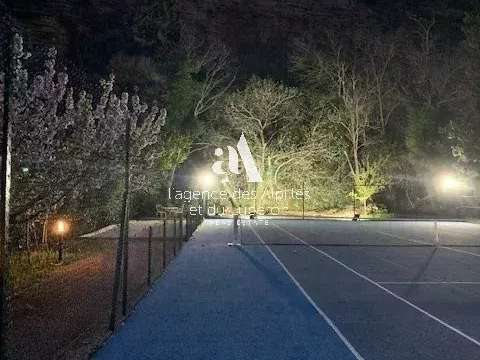 Maison Barbentane - 5 chambres - 230m²