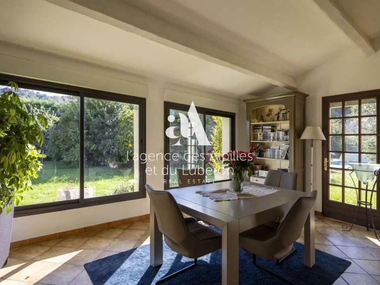 Maison Barbentane - 5 chambres - 230m²