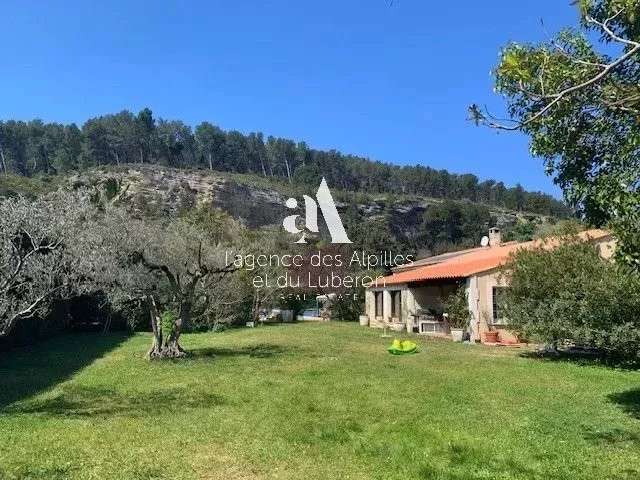 Maison Barbentane - 5 chambres - 230m²