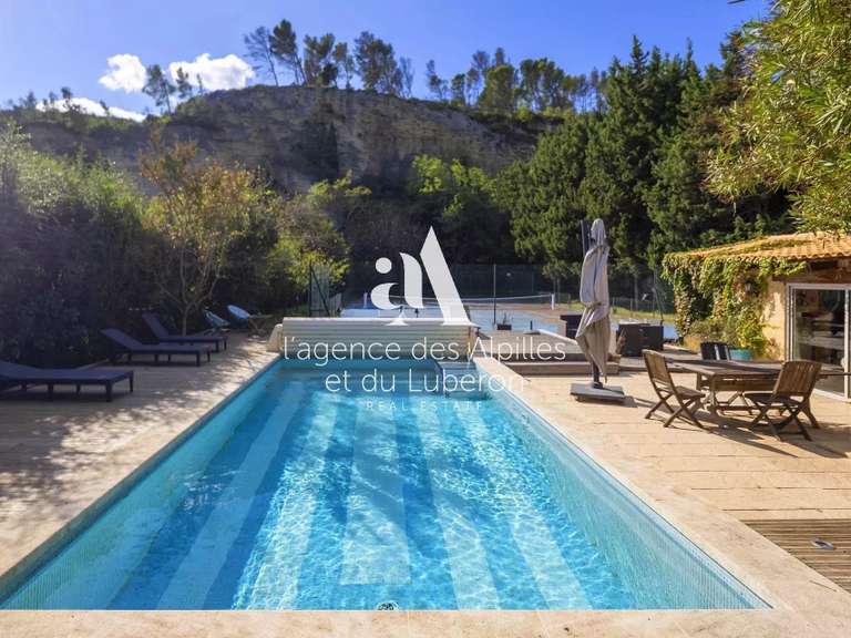 Maison Barbentane - 5 chambres - 230m²