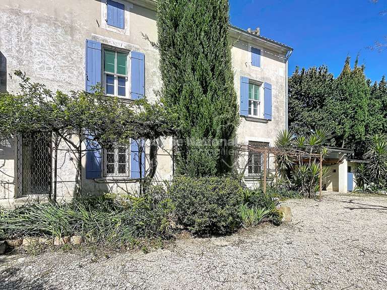 Maison Barbentane - 6 chambres - 239m²