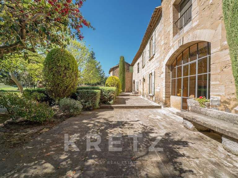 Maison Barbentane - 7 chambres - 485m²