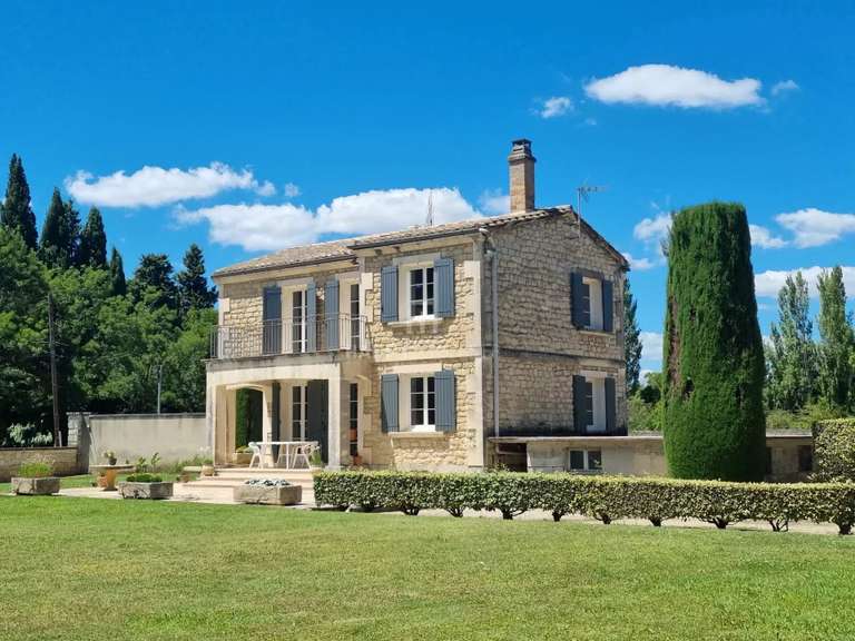 Maison Barbentane - 4 chambres - 121m²