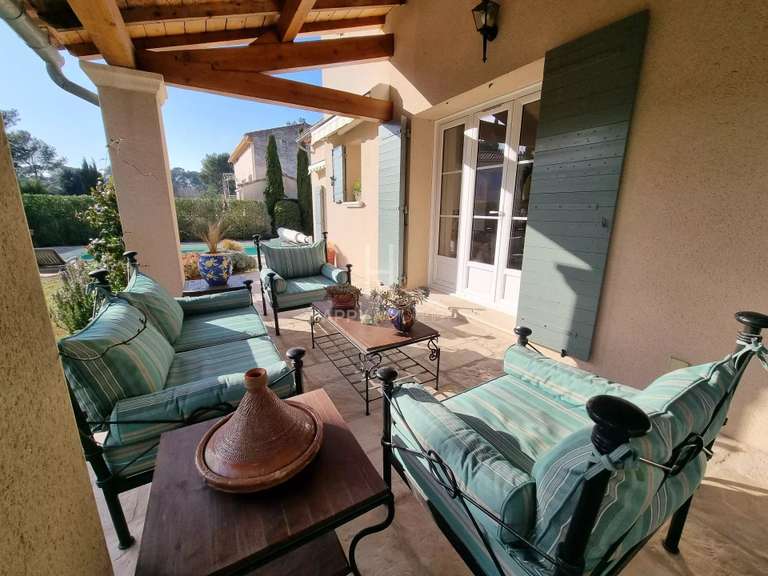 Maison Barbentane - 4 chambres - 176m²