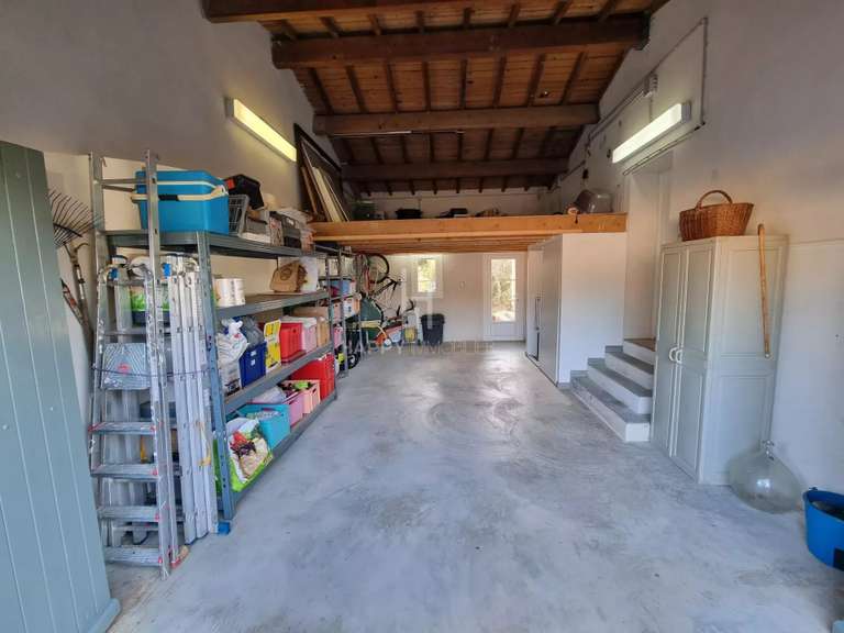 Maison Barbentane - 4 chambres - 176m²