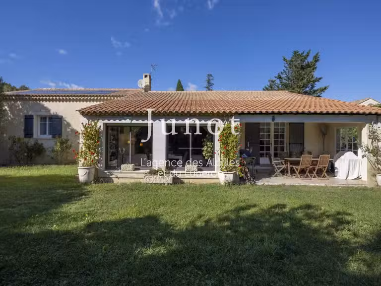 Maison Barbentane - 5 chambres - 230m²