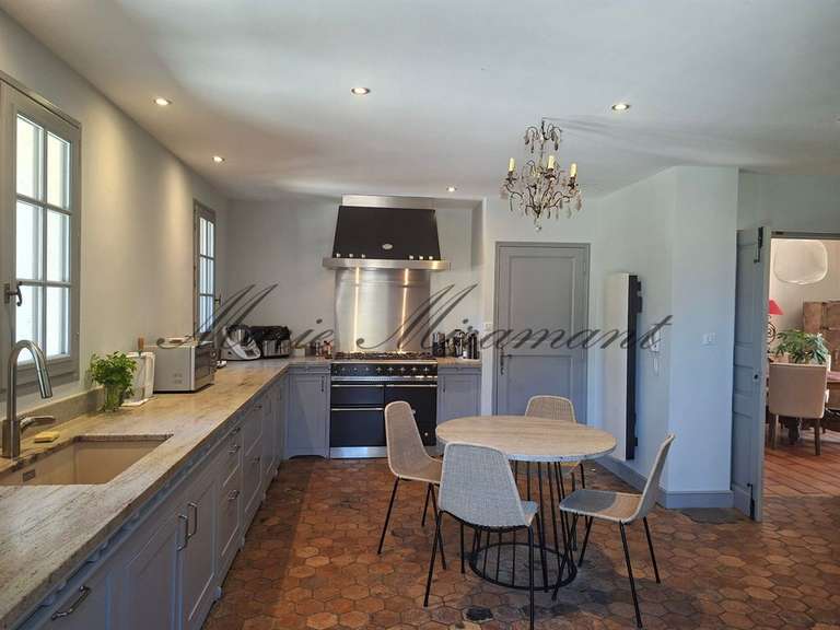 Propriété Barbentane - 6 chambres - 290m²