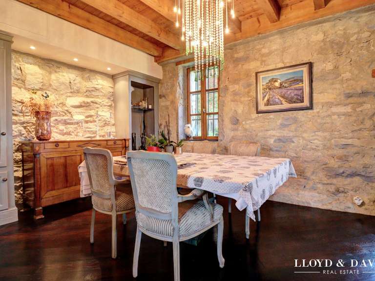 Maison Barberaz - 3 chambres - 228m²