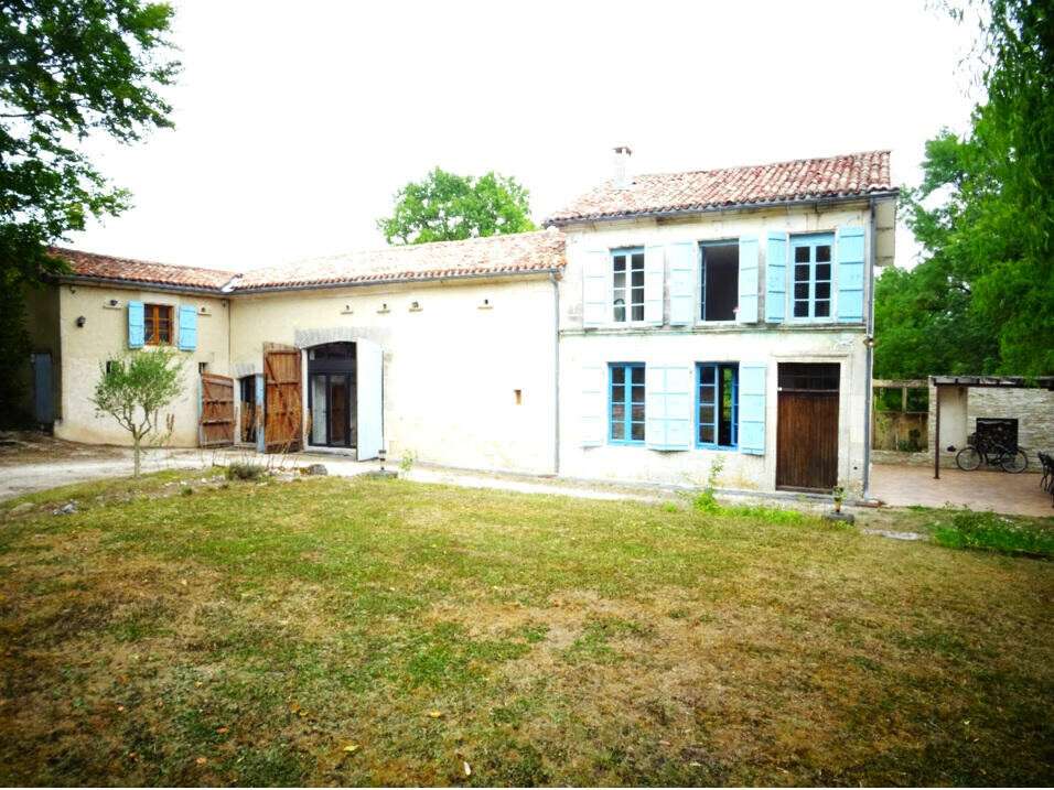 Vente Maison BarbezieuxSaintHilaire 680 000€
