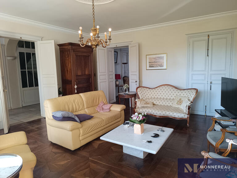 Maison Barbezieux-Saint-Hilaire - 9 chambres - 384m²