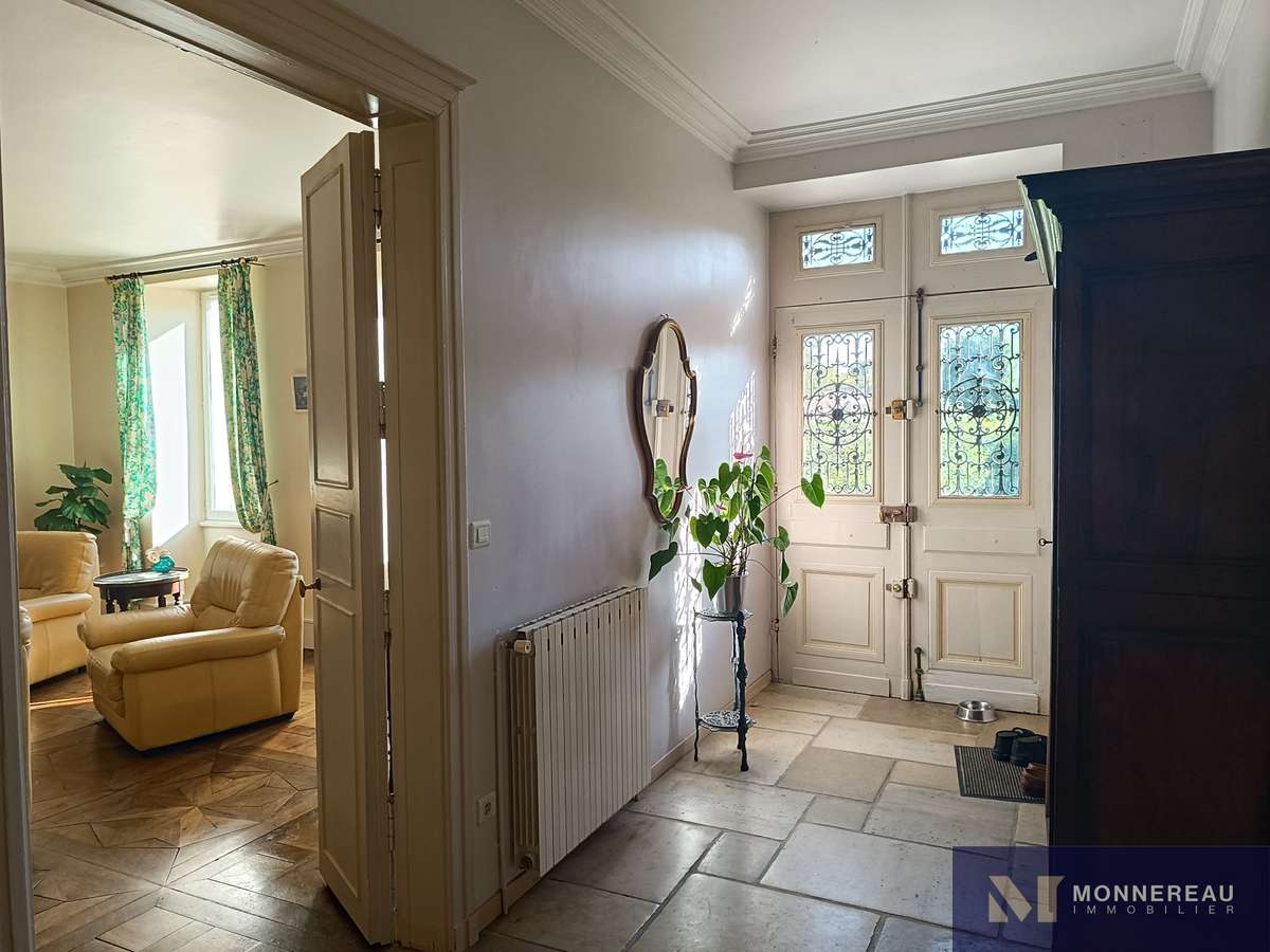 Maison Barbezieux-Saint-Hilaire