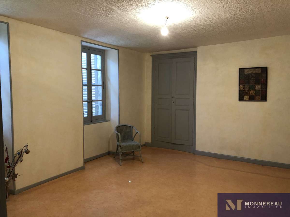 Maison Barbezieux-Saint-Hilaire