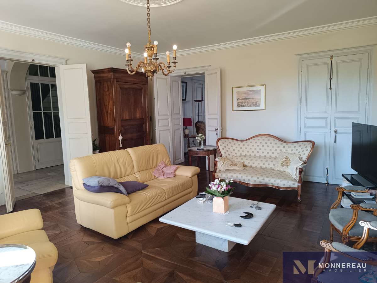 Maison Barbezieux-Saint-Hilaire