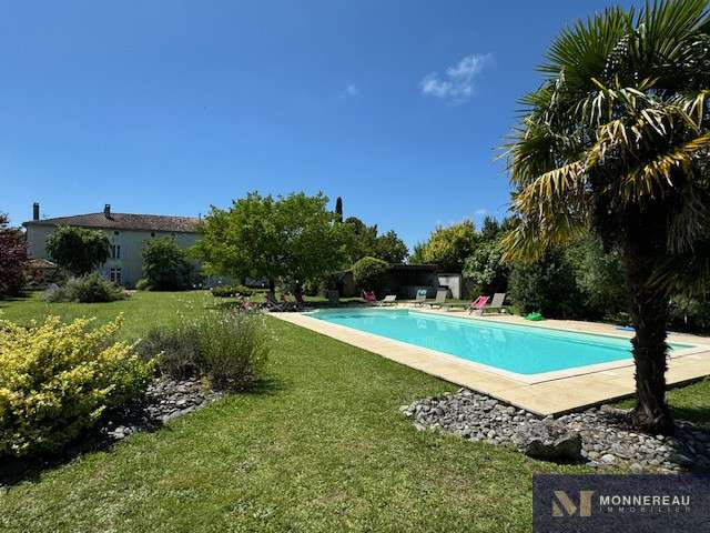 House Barbezieux-Saint-Hilaire