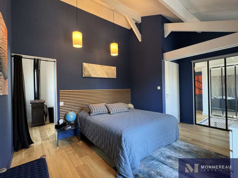 Maison Barbezieux-Saint-Hilaire - 4 chambres - 190m²