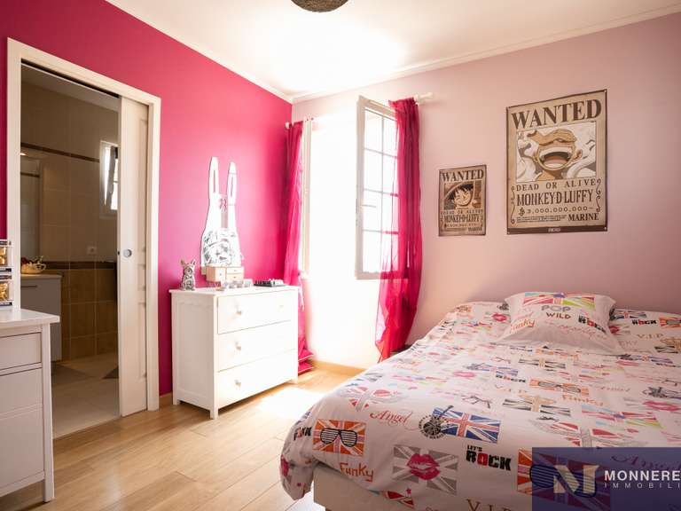 Maison Barbezieux-Saint-Hilaire - 6 chambres - 290m²