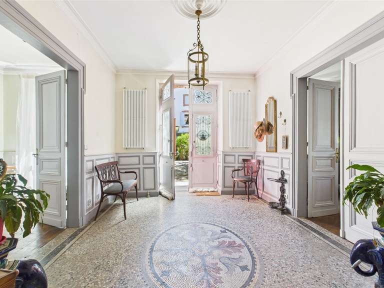 Maison Barcelonne-du-Gers - 11 chambres - 650m²