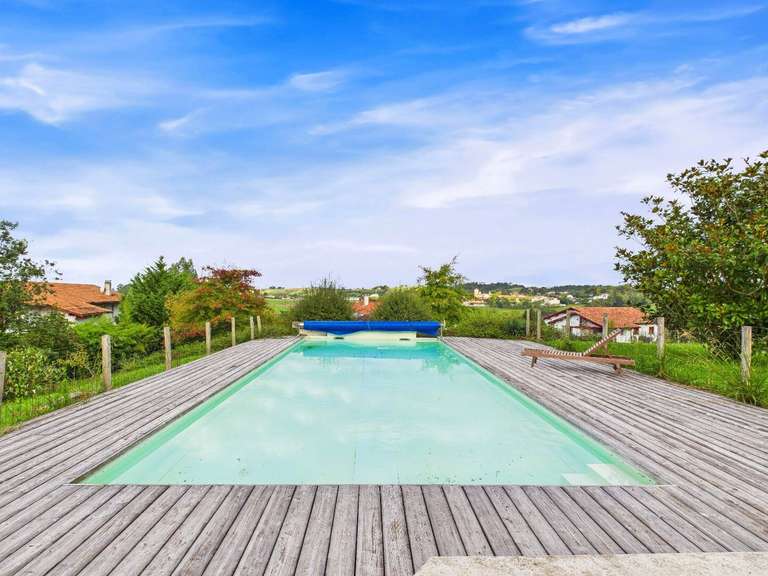 Maison Bardos - 7 chambres - 316m²