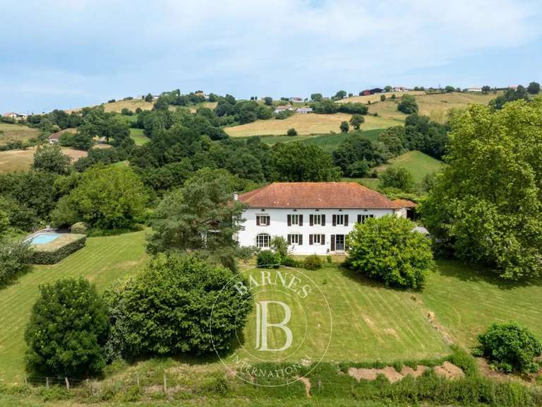 Propriété Bardos - 6 chambres - 522m²