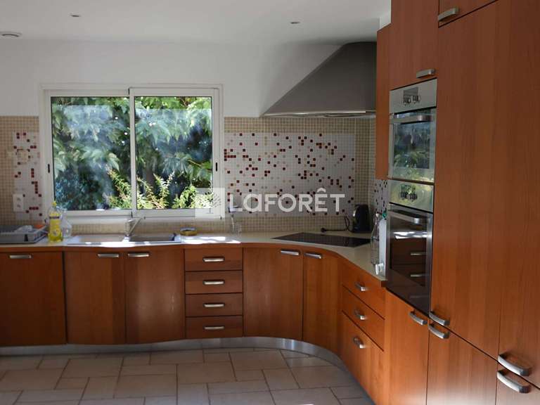 Maison Bargemon - 5 chambres - 180m²