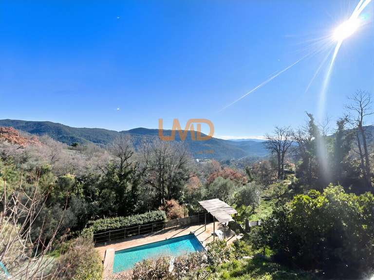 Maison Bargemon - 6 chambres - 244m²