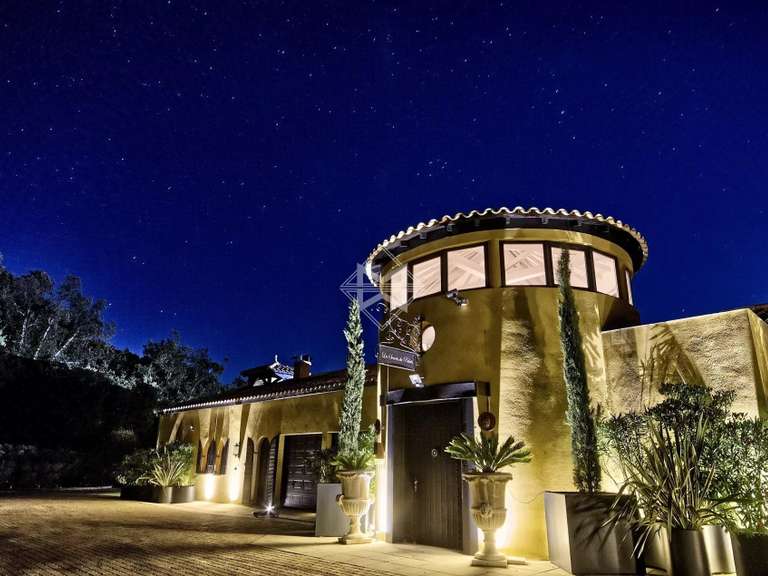 Property Bargemon - 6 bedrooms - 522m²