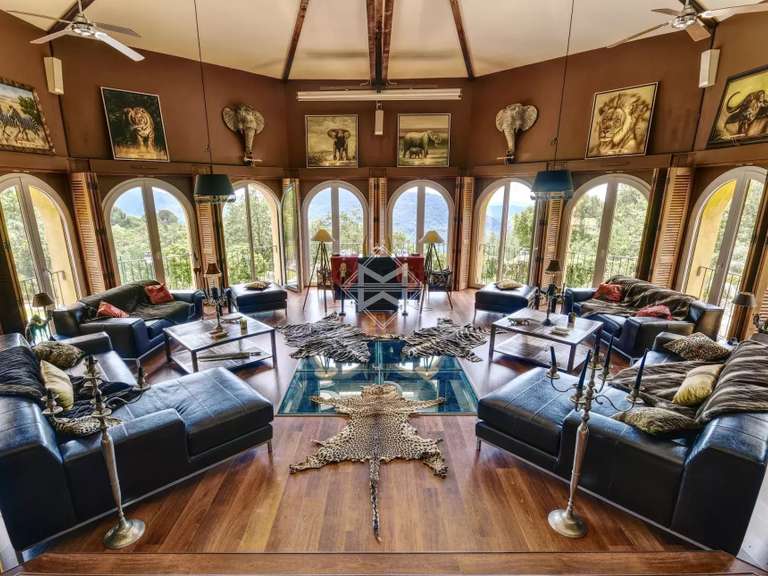 Property Bargemon - 6 bedrooms - 522m²