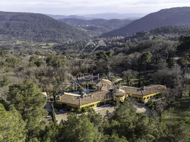 Property Bargemon - 6 bedrooms - 551m²