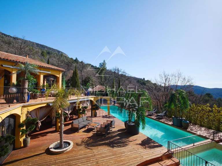 Property Bargemon - 6 bedrooms - 551m²