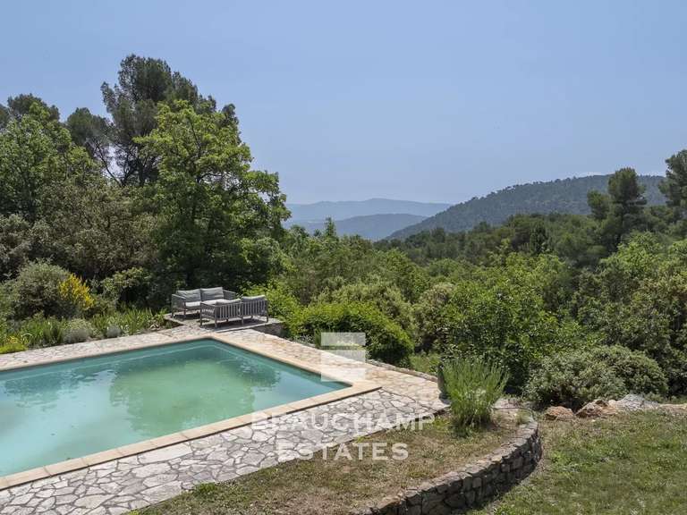 Villa Bargemon - 4 chambres - 177m²