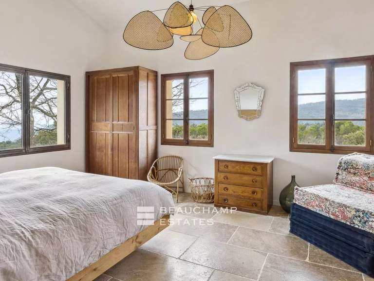 Villa Bargemon - 4 chambres - 177m²