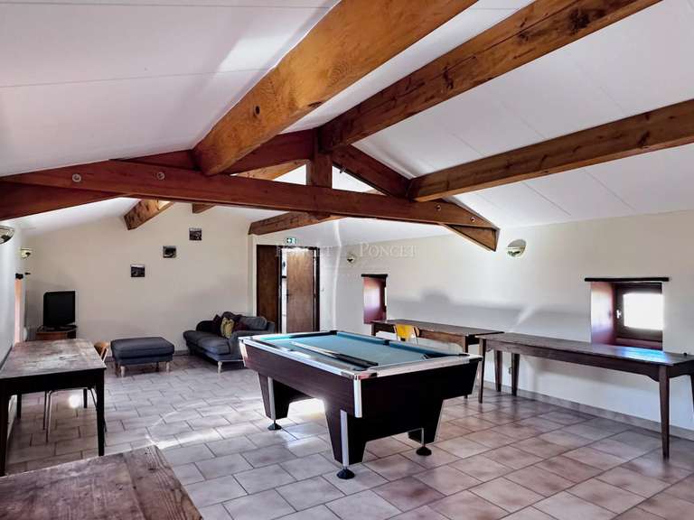 Propriété Barjac - 20 chambres - 1200m²