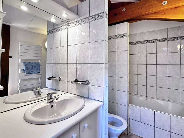 Propriété Barjac - 20 chambres - 1200m²