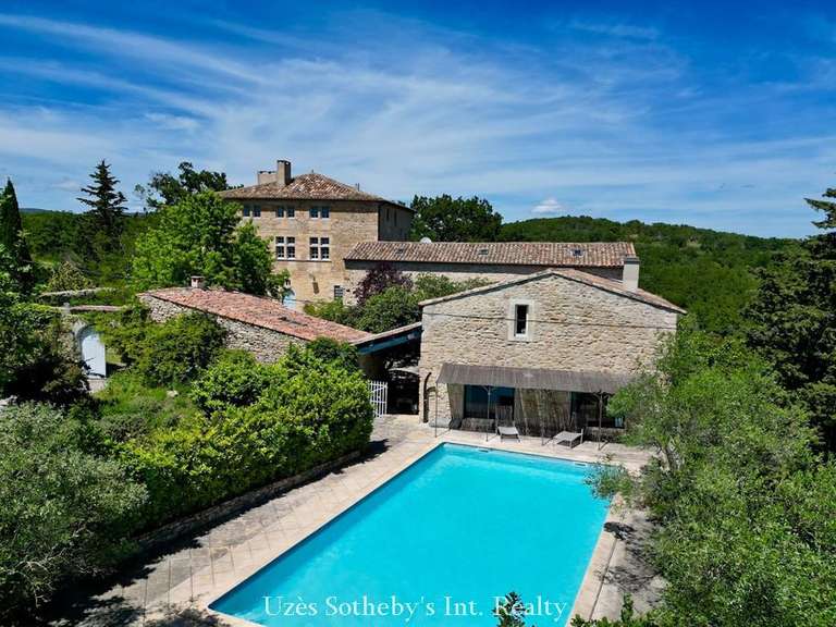 Castle Barjac - 10 bedrooms - 700m²